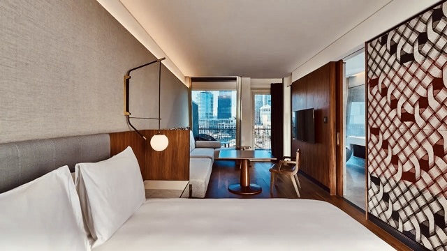 1 King Bed Room